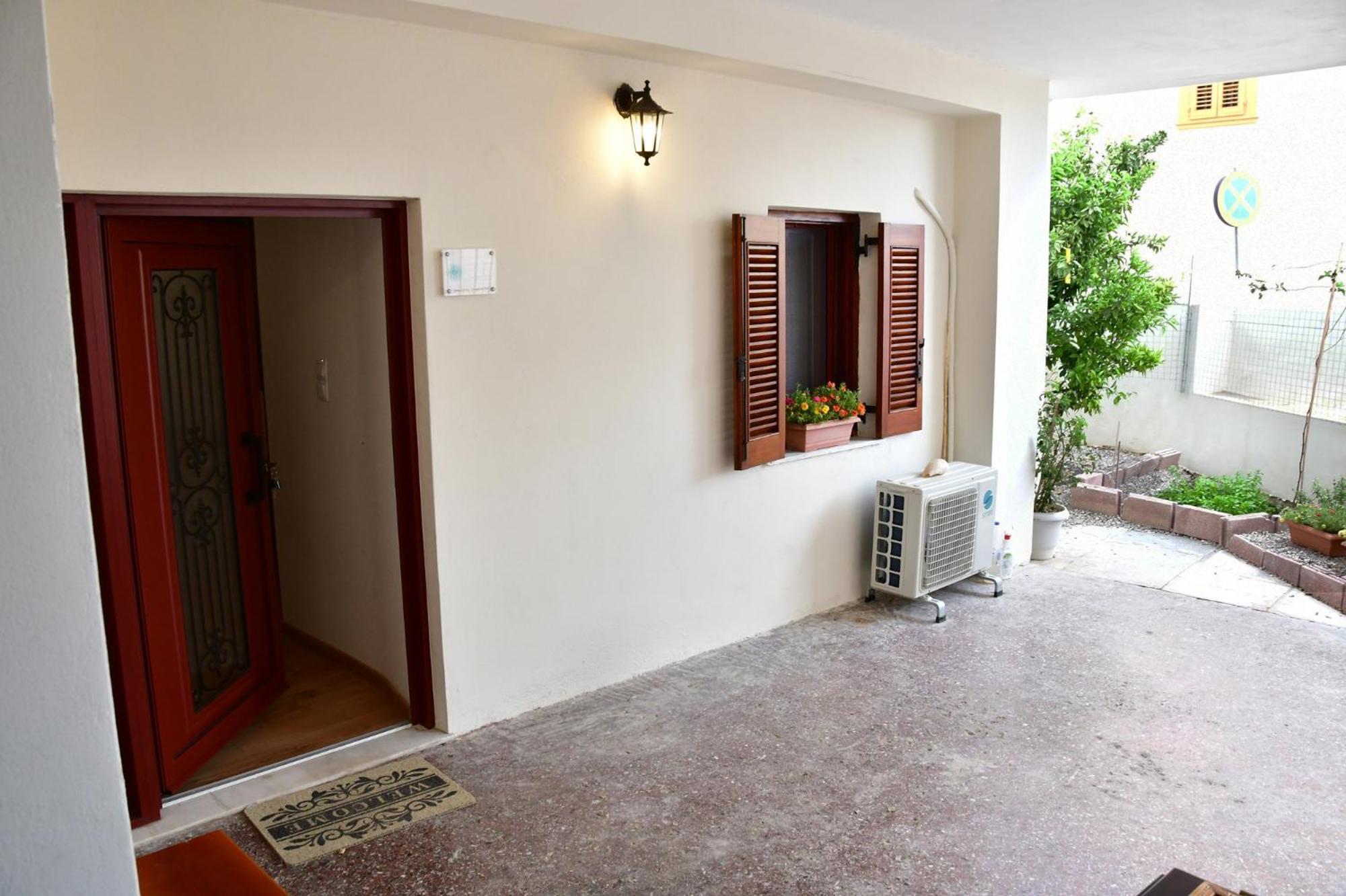 Αρχοντικό Σπίτι Στην Αίγινα Apartment Exterior photo